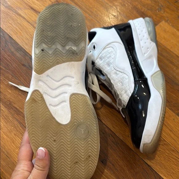 Jordan Black and White Women's Sneakers - Picture 4 of 4